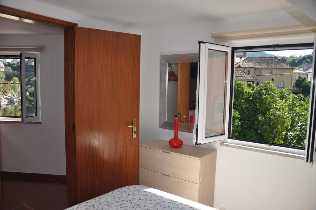 Appartement A Look Into The River à Avô Extérieur photo