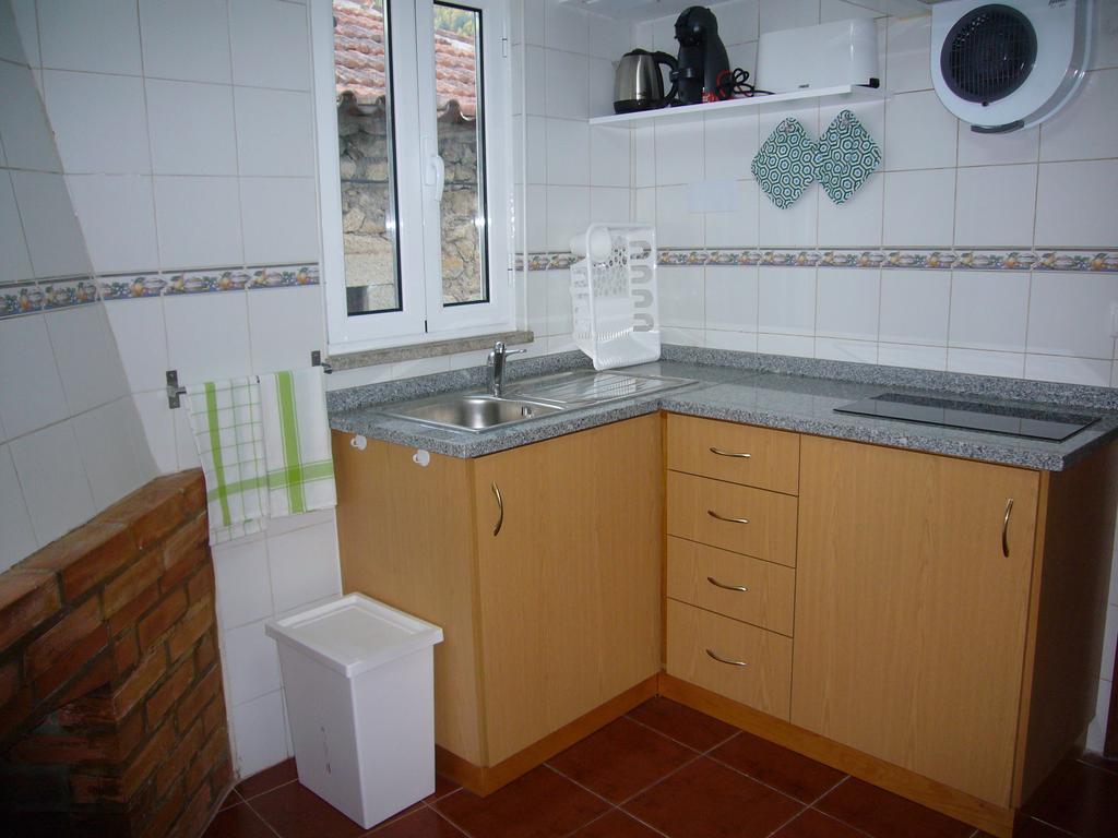 Appartement A Look Into The River à Avô Extérieur photo