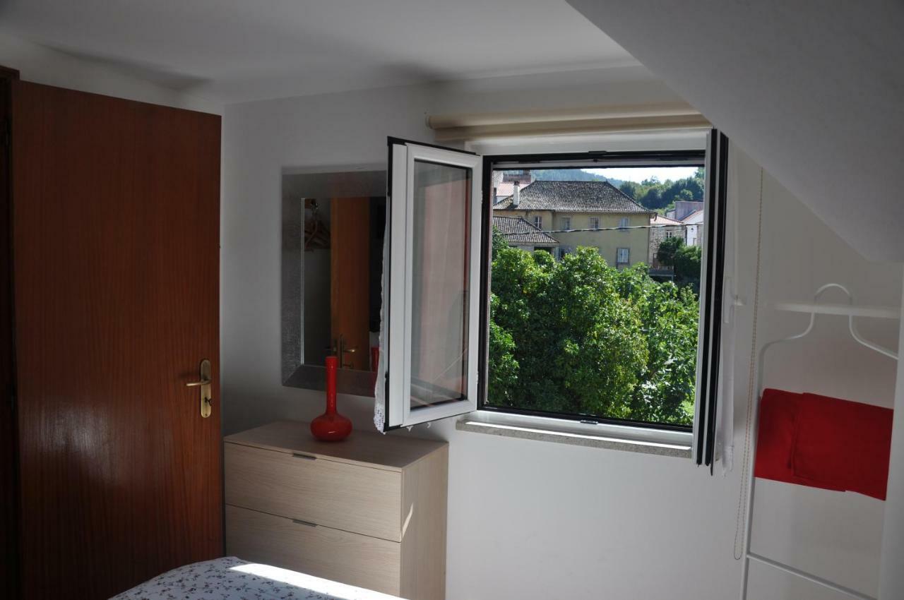 Appartement A Look Into The River à Avô Extérieur photo