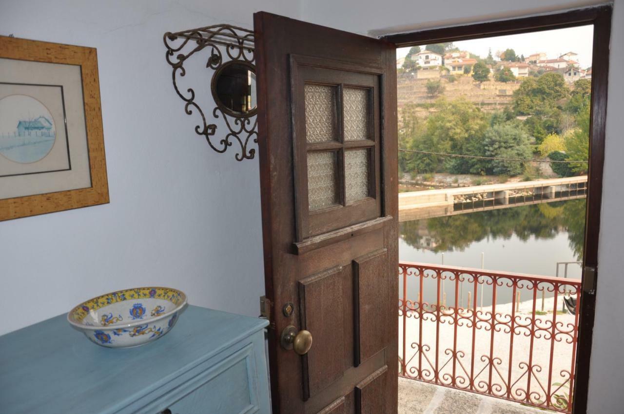 Appartement A Look Into The River à Avô Extérieur photo